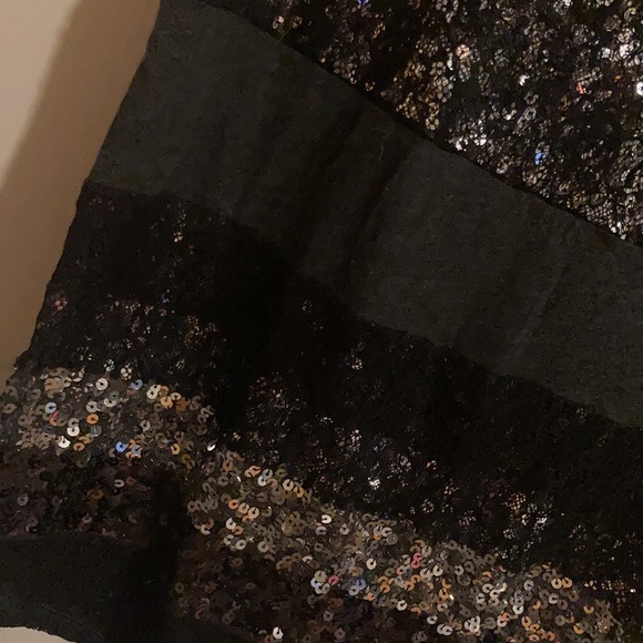 Sequined 90’s retro tank top - Picture 2 of 5